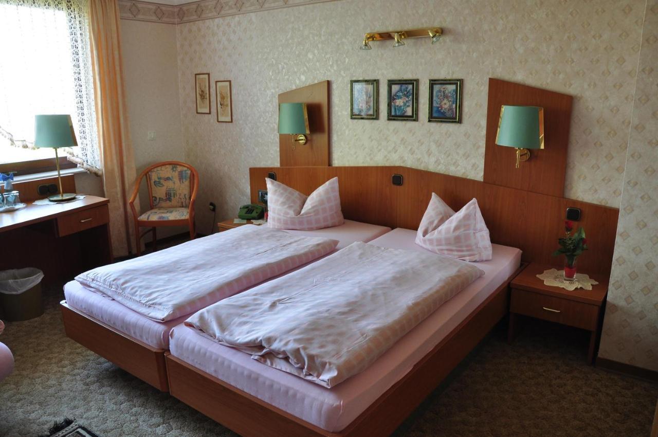 Hotel Kempenhof Lügde Eksteriør billede