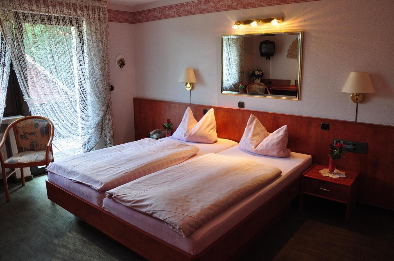 Hotel Kempenhof Lügde Eksteriør billede